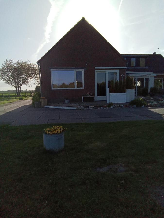 De Indiaan Bed & Breakfast Noord-Scharwoude Bagian luar foto